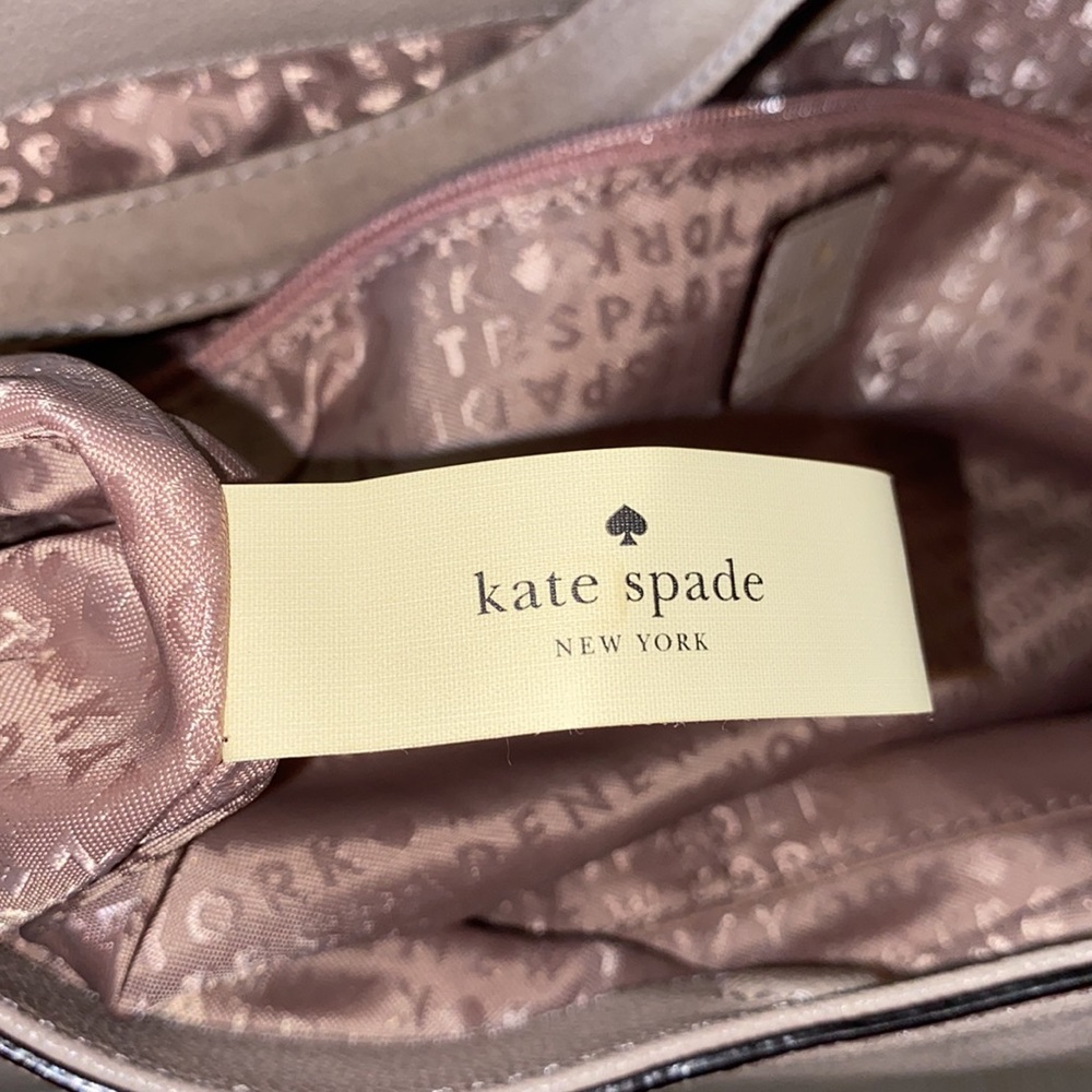 Like new Kate Spade pocketbook - Picture 12 of 15